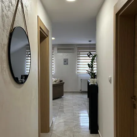 Gold Lux Apartment *